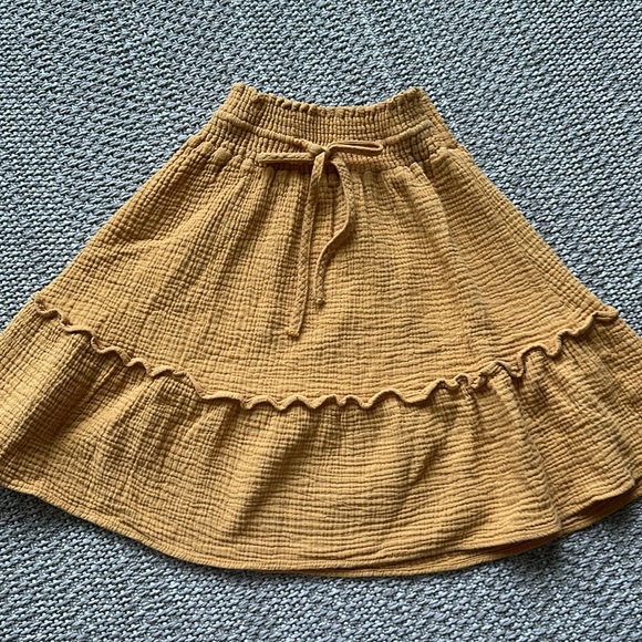 Mini Skirt - Picture 2 of 4